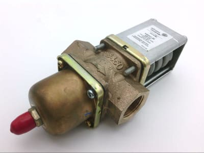 JOHNSON CONTROLS V46AC-26