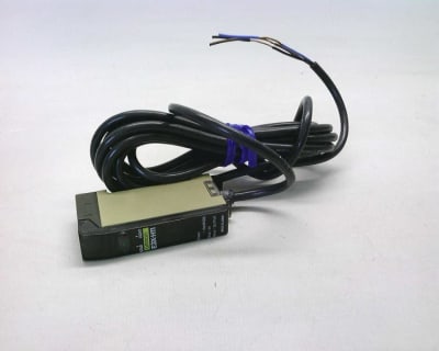 OMRON E3X-H11