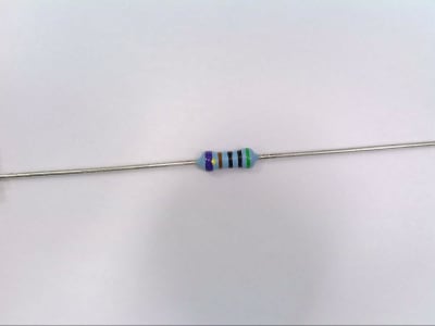 VISHAY MBB0207VD5001BC100