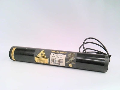 MELLES GRIOT 05-LHR-121