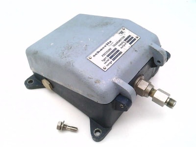 TE CONNECTIVITY PT-882-0005