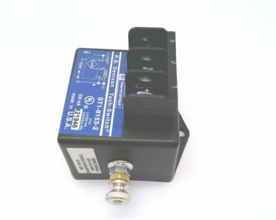 TELEMECANIQUE SENSORS ST181532