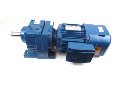 SEW EURODRIVE R57DRE100L4