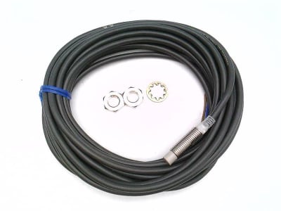 OMRON E2E-X4MD2-40 5M