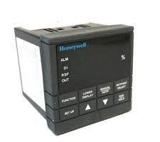 HONEYWELL DC230L-E0-00-10-0A00000-00-0