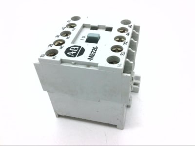 ALLEN BRADLEY 700DC-MB220A24