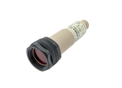 OMRON E3F2-R4B4-P1