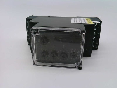 SCHNEIDER ELECTRIC RM35UB3N30