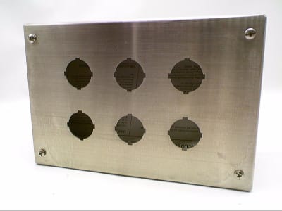 HAMMOND MANUFACTURING 1435SSH