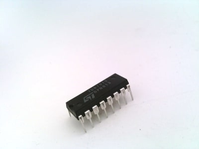 ST MICRO TDB7910