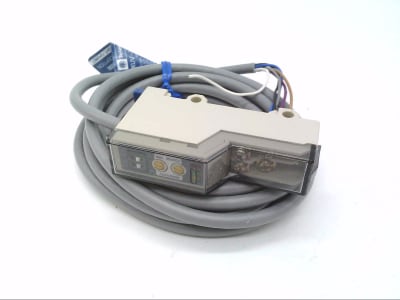 SCHNEIDER ELECTRIC XUV-J003530