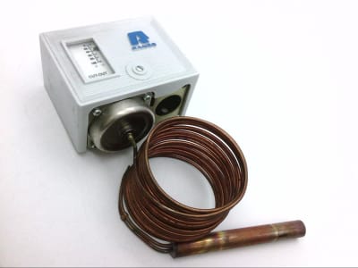 SOURCE 1 025-27499-000