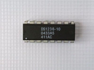 MAXIM INTEGRATED PRODUCTS DS1236-10