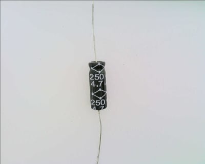 GENERIC CA4.7U250V