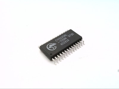 INFINEON CY62256L-70SNI