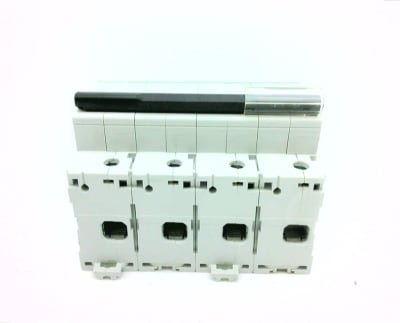 SCHNEIDER ELECTRIC A9N18437