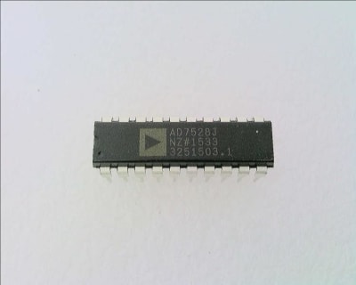 ANALOG DEVICES IC7528JN