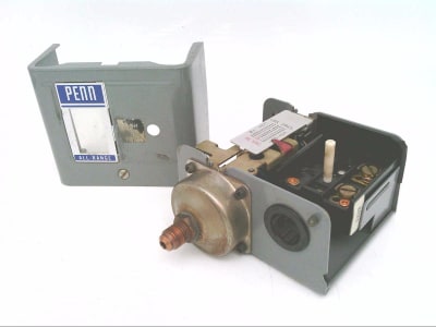 JOHNSON CONTROLS P70BA-10