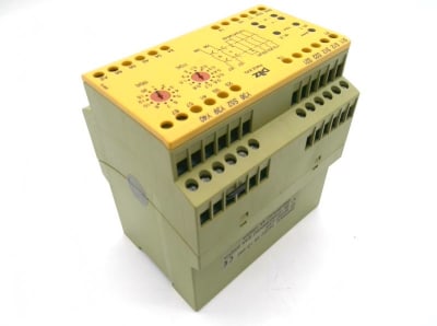 PILZ PNOZ2VQ 24VDC 3S 1O 2SZ