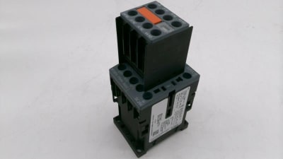 SIEMENS 3RT2015-1FB44-3MA0