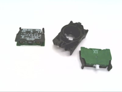 ALLEN BRADLEY 800E-3LX20