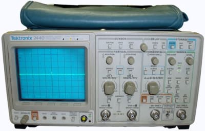 TEKTRONIX 2440