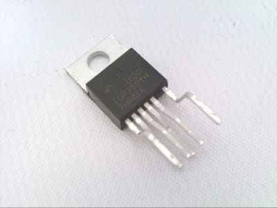 POWER INTEGRATIONS TOP250YN