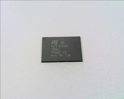 ST MICRO M29F800DB70N6E