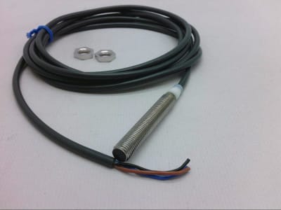 OMRON E2A-S08LS02-WP-C2 2M