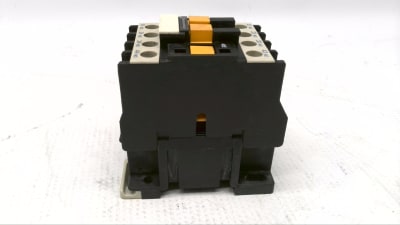 SCHNEIDER ELECTRIC CA2-DN40B6