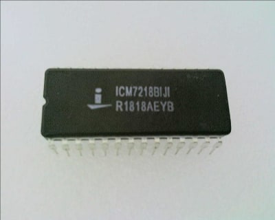 RENESAS ICM7218BIJI