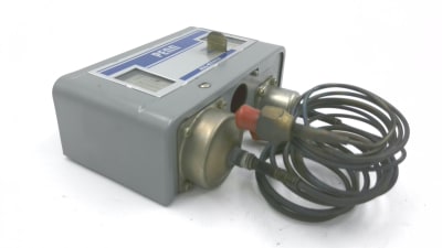 JOHNSON CONTROLS P70MA-58
