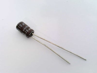 NICHICON UPW1E100MDD6