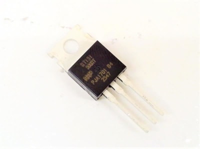 NXP SEMICONDUCTOR BT151-500RT,127