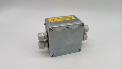 SCHNEIDER ELECTRIC 490NAC72100