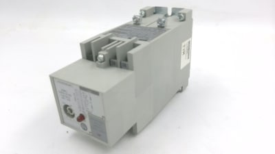 ALLEN BRADLEY 700-RTC00200U24