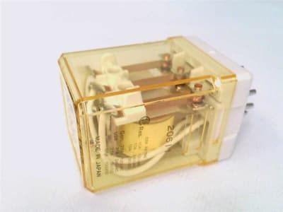 IDEC RR3P-UDC6V