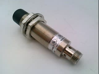 ALLEN BRADLEY 872C-D8NN18-D4