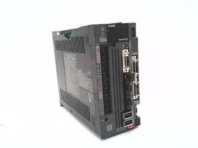 MITSUBISHI MR-J4-100B-RJ020