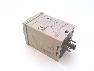 OMRON H3CR-G8L 200-240AC