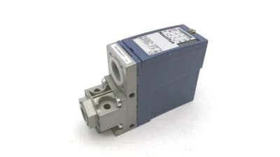 TELEMECANIQUE SENSORS XMLA004A2S11