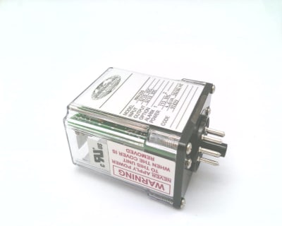 WILKERSON INSTR CO MM4300 (115VAC 0/10VDC 0/10VDC)