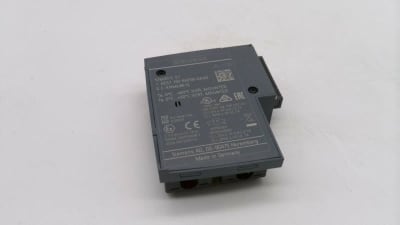 SIEMENS 6ES7193-6AF00-0AA0
