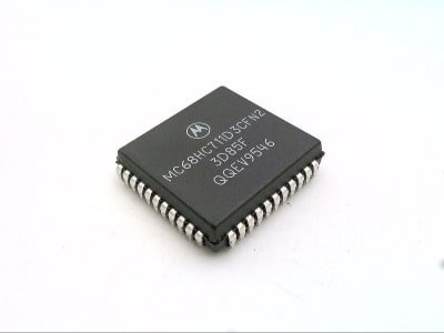 NXP SEMICONDUCTOR MC68HC711D3CFN2