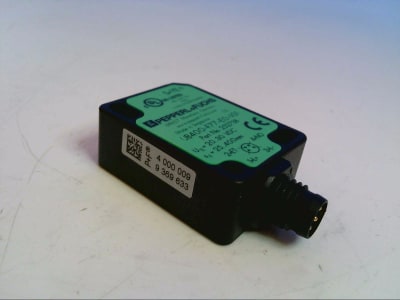 PEPPERL & FUCHS UB400-F77-E0-V31