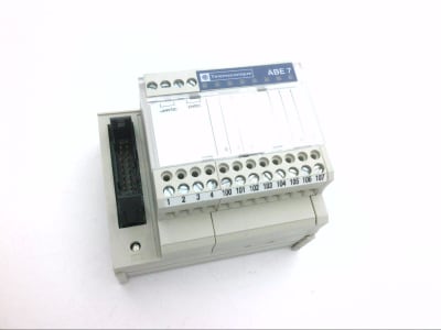 SCHNEIDER ELECTRIC ABE7H08R11