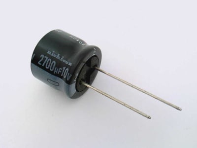 NICHICON UHE1A272MHD