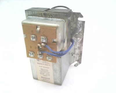 HONEYWELL R8239A1052