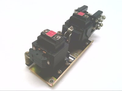 ALLEN BRADLEY 700-BXL220A1