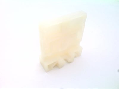 TE CONNECTIVITY 1-1437395-4